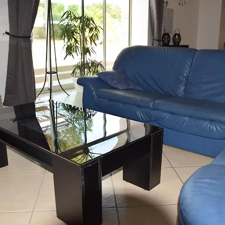 Les Ecureuils Dom wakacyjny Gout-Rossignol