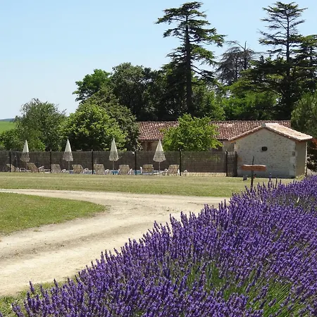 Dom wakacyjny Les Ecureuils Gout-Rossignol